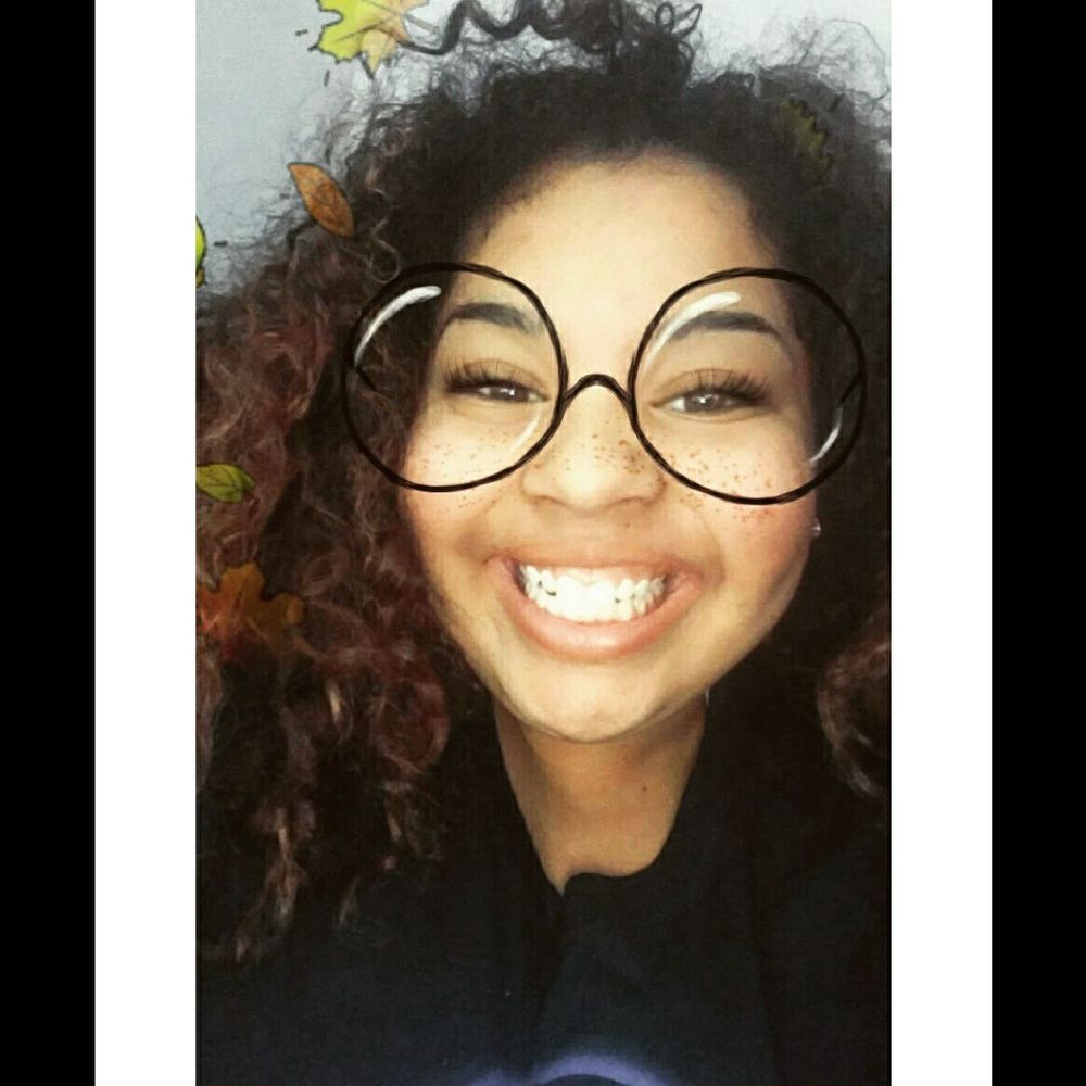 Meet your Posher, Carli